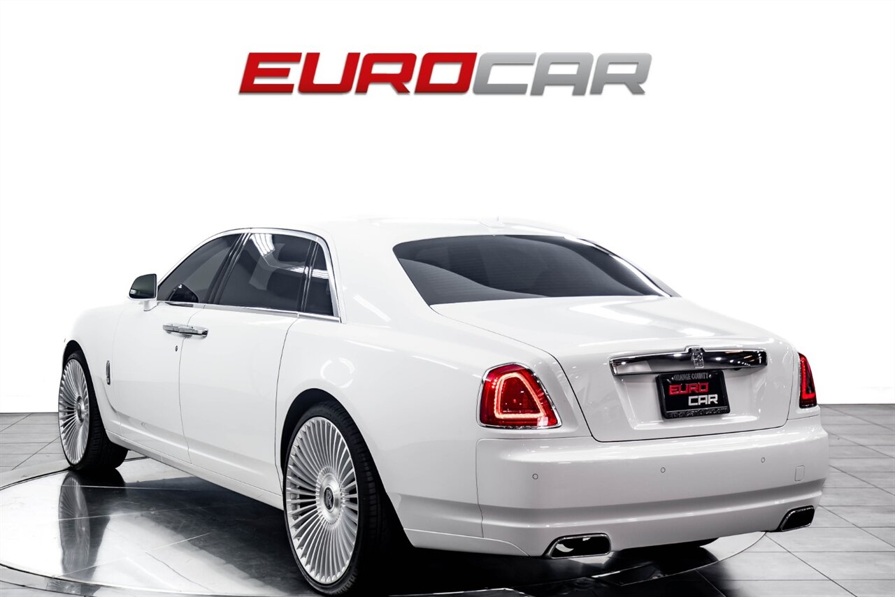 2012 Rolls-Royce Ghost EWB  *EXTENDED WHEELBASE * REAR ENTERTAINMENT* - Photo 3 - Costa Mesa, CA 92626