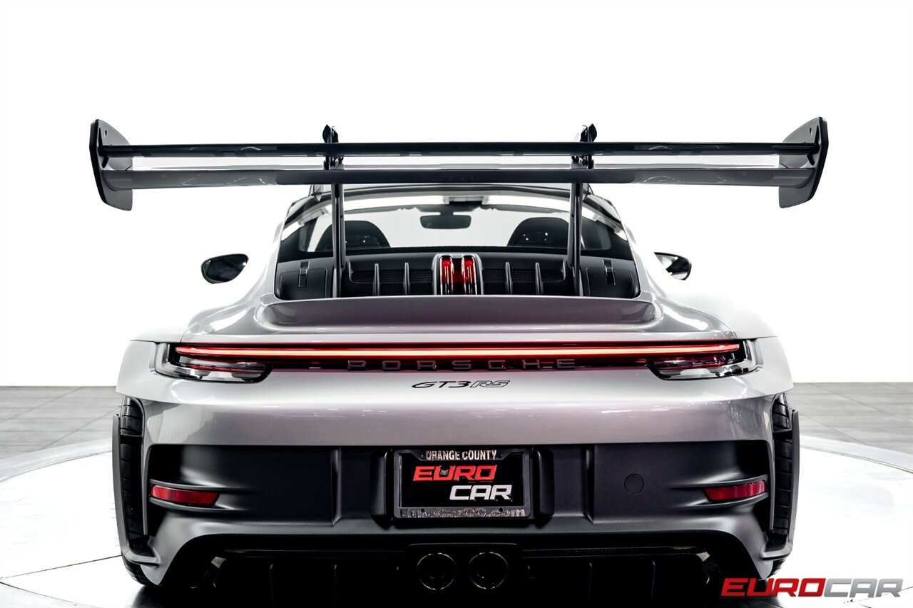 2024 Porsche 911 GT3 RS  *WEISSACH PACKAGE * CERAMIC BRAKES * FRONT AXLE LIFT* - Photo 9 - Costa Mesa, CA 92626