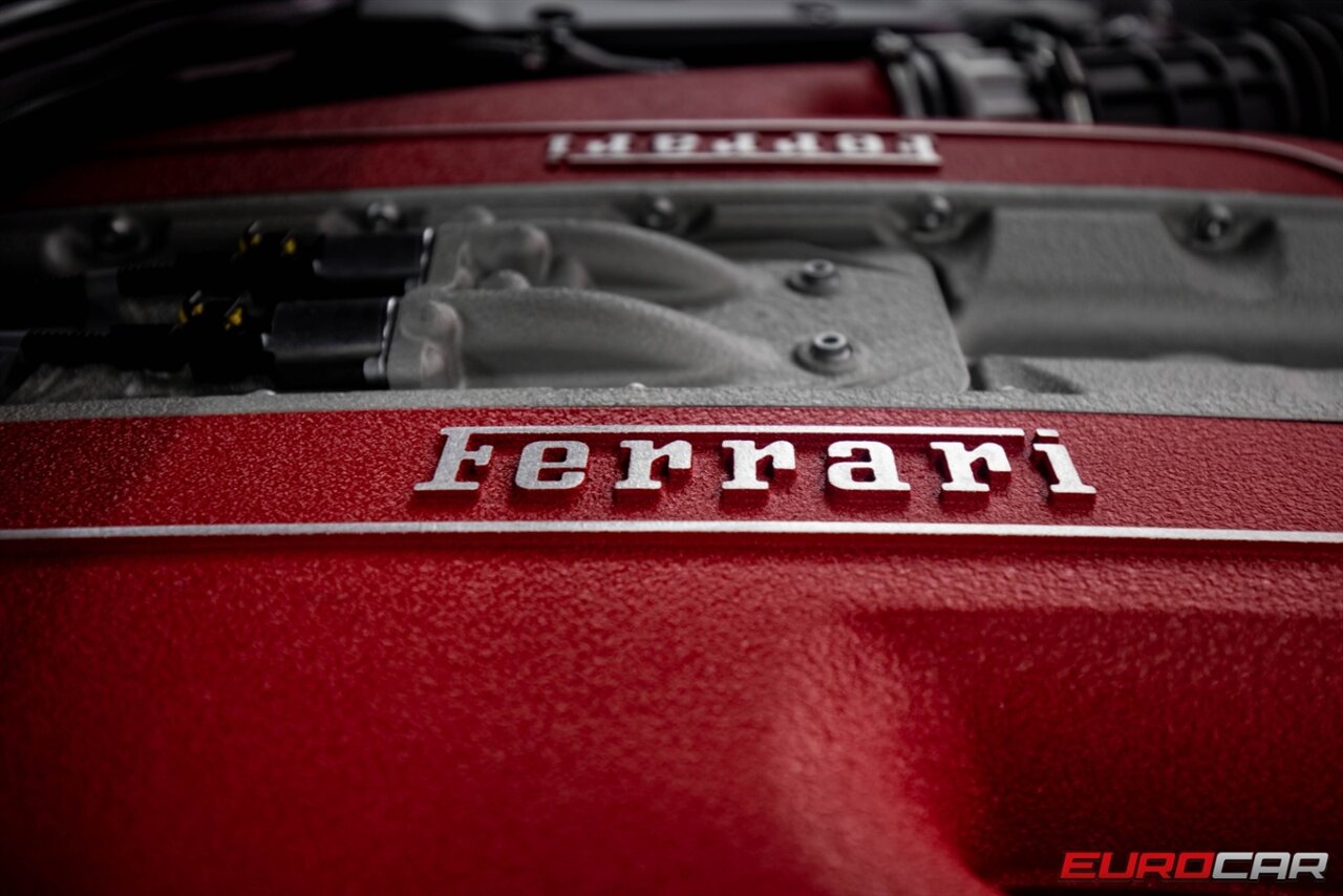 2023 Ferrari 812  *CARBON FIBER OPTIONS * PASSENGER DISPLAY* - Photo 40 - Costa Mesa, CA 92626