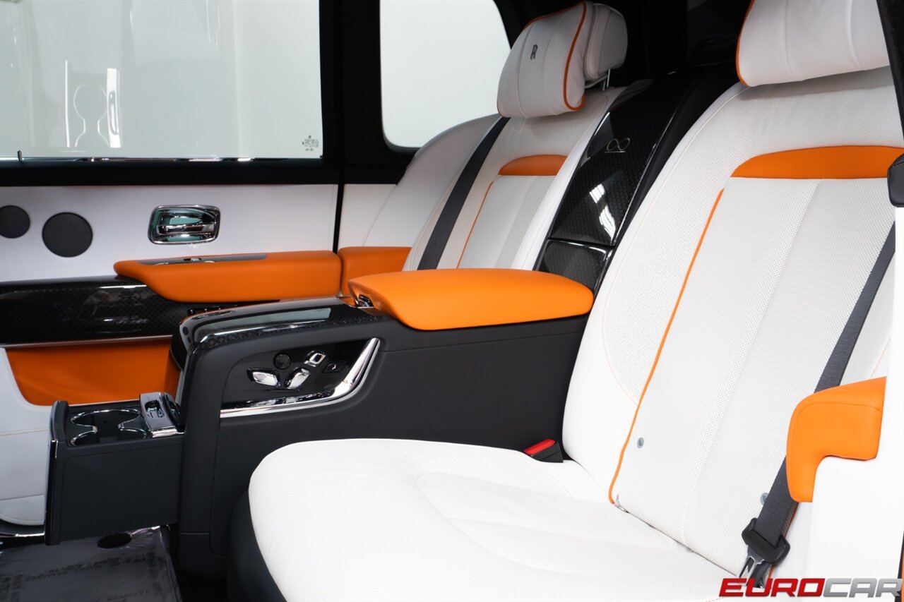 2022 Rolls-Royce Cullinan EXECUTIVE SEATING  *EXECUTIVE 4-SEAT CONFIGURATION * SHOOTING STARS* - Photo 26 - Costa Mesa, CA 92626