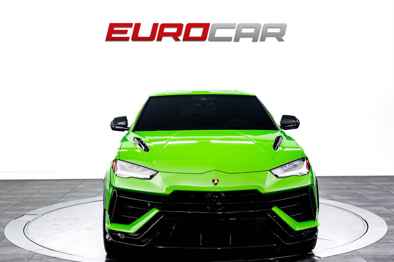 2023 Lamborghini Urus Performante  *FULL EXTERIOR CARBON PACKAGE * CARBON INTERIOR* - Photo 8 - Costa Mesa, CA 92626