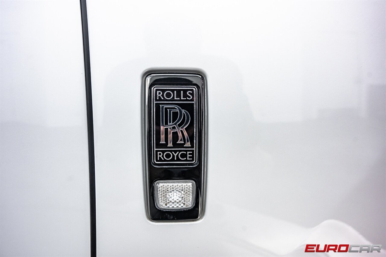 2018 Rolls-Royce Ghost Black Badge  *BLACK BADGE PACKAGE * BESPOKE ONE OF A KIND BUILD* - Photo 15 - Costa Mesa, CA 92626