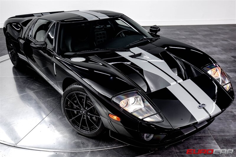 2005 Ford GT photo