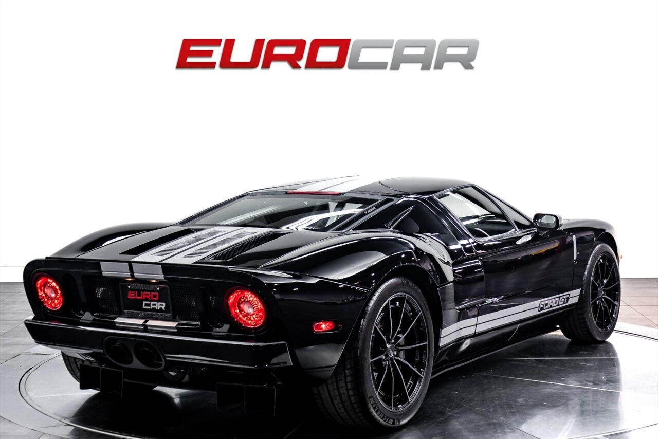 2005 Ford GT  *3,400 MILES * FACTORY WHEELS INCL* IMMACULATE CONDITION* - Photo 5 - Costa Mesa, CA 92626