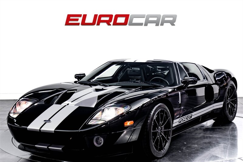 The 2005 Ford GT photos