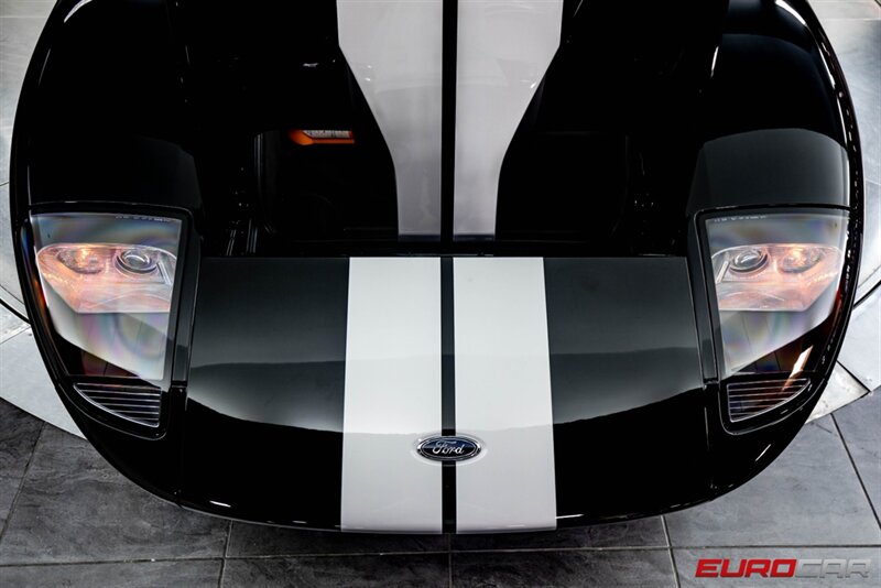 2005 Ford GT photo