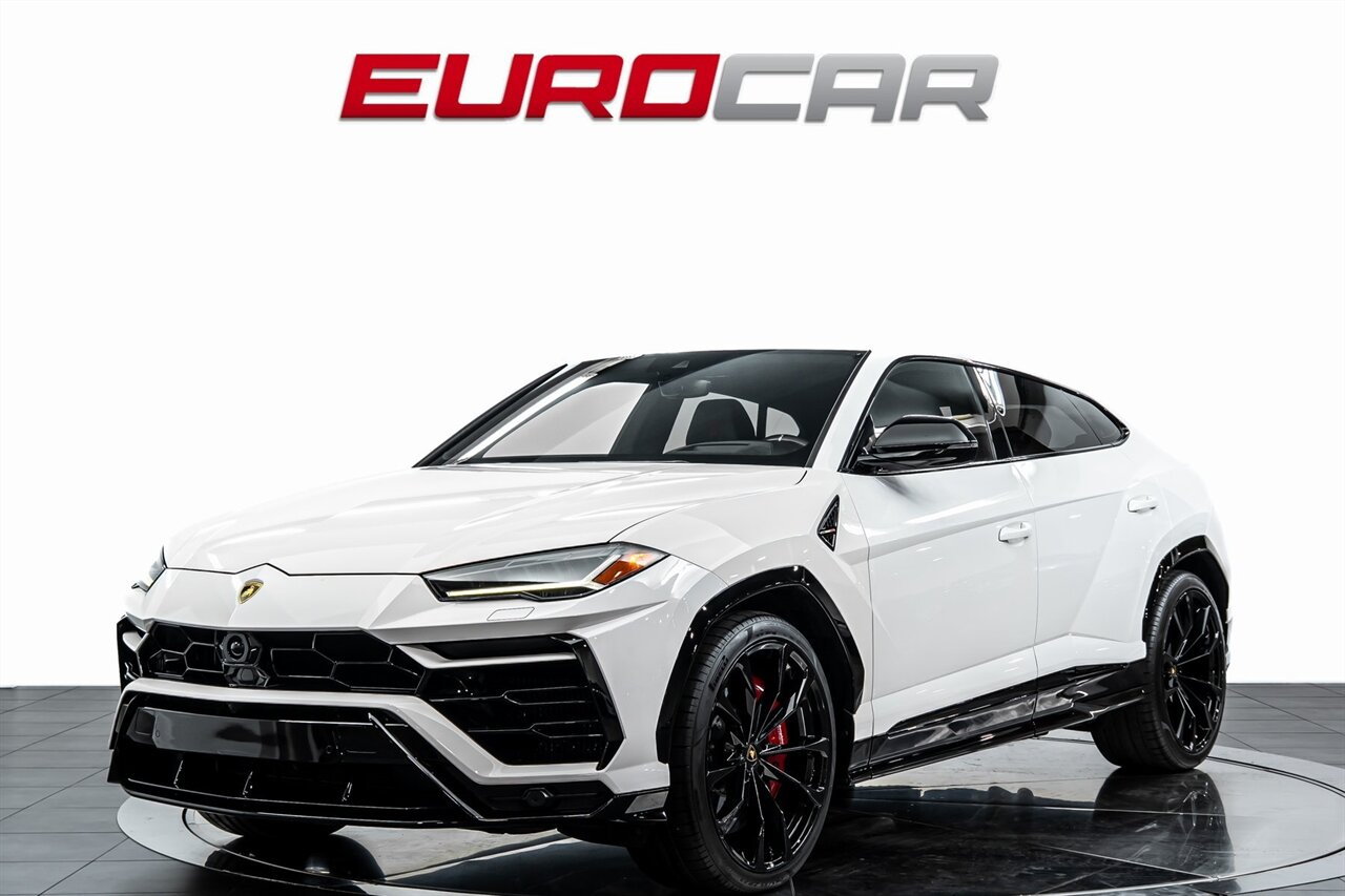 2022 Lamborghini Urus *HIGH GLOSS BLACK STYLE PACKAGE * FRONT PPF* - Photo 1 - Costa Mesa, CA 92626