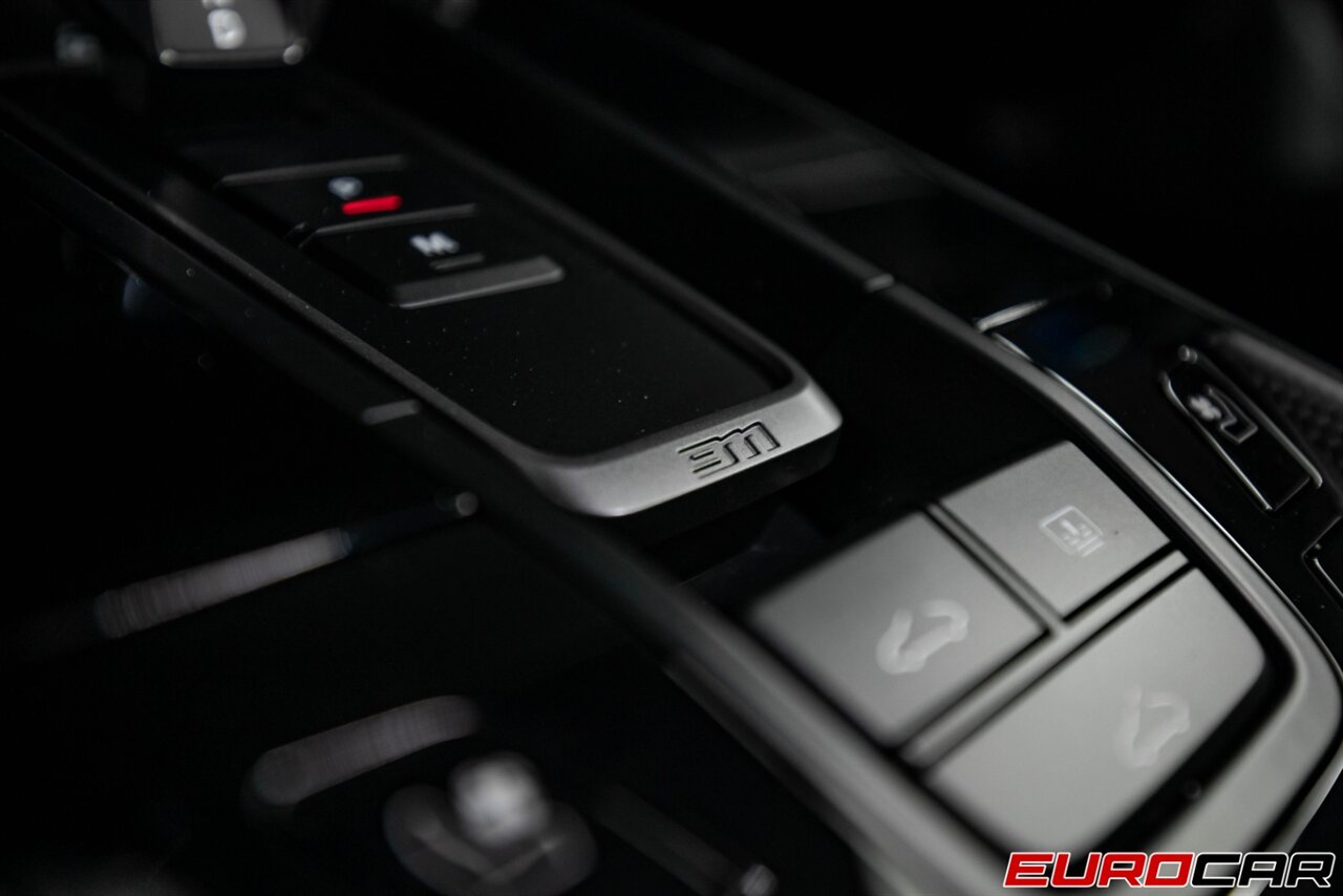 2023 Porsche 911 Turbo S  *SPORT EXHAUST SYSTEM * FRONT AXLE LIFT* - Photo 19 - Costa Mesa, CA 92626