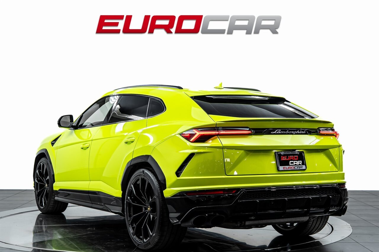 2022 Lamborghini Urus *HIGH GLOSS BLACK STYLE PACKAGE * FRONT PPF*   - Photo 3 - Costa Mesa, CA 92626