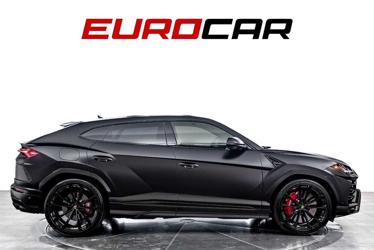 2022 Lamborghini Urus  *MATTE WRAP * 23 " WHEELS * STYLE PACKAGE* - Photo 6 - Costa Mesa, CA 92626