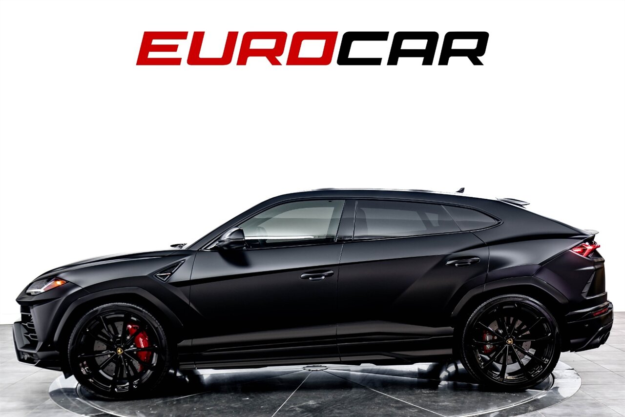 2022 Lamborghini Urus  *MATTE WRAP * 23 " WHEELS * STYLE PACKAGE* - Photo 2 - Costa Mesa, CA 92626