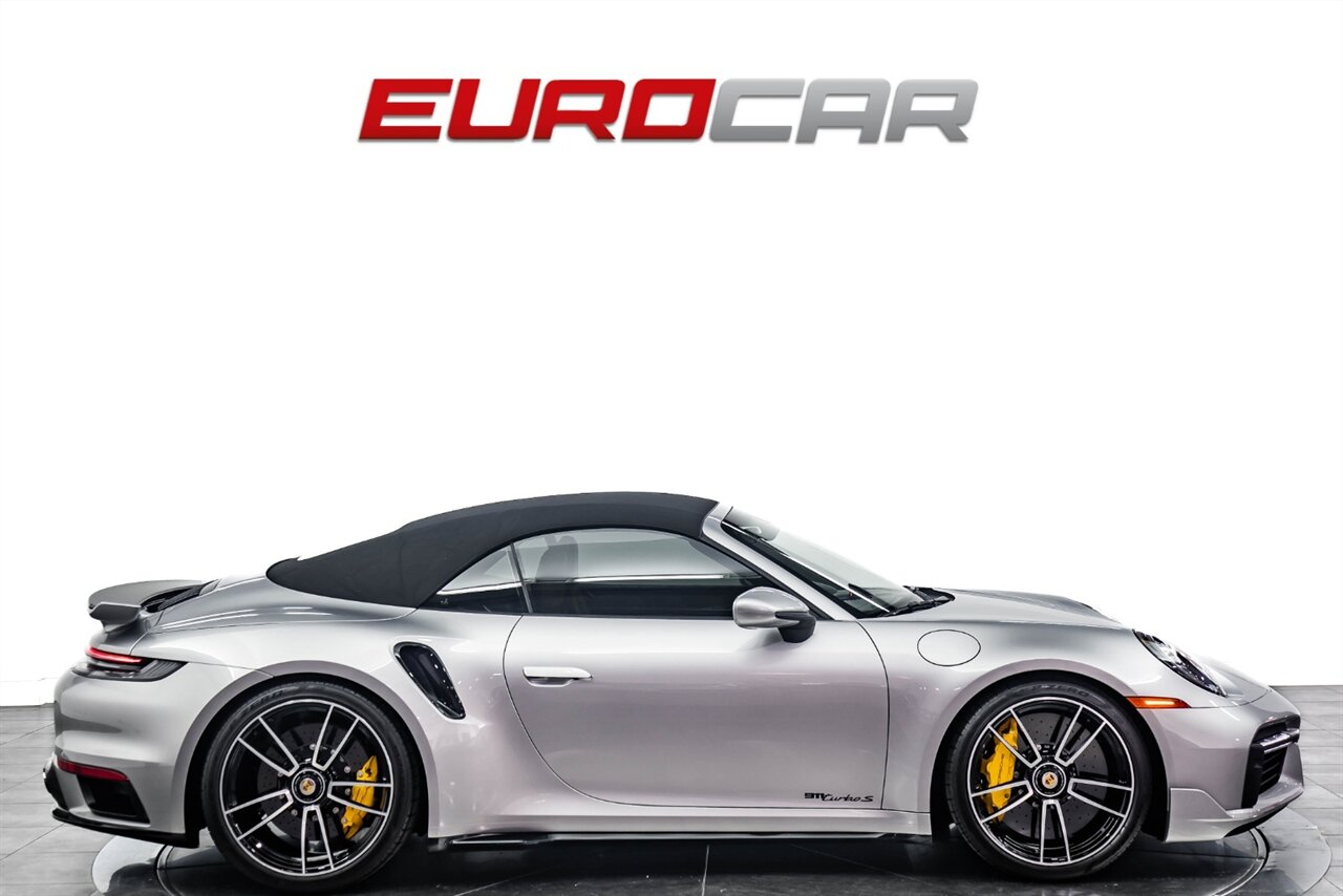 2021 Porsche 911 Turbo S  *911 TURBO SPORTDESIGN PACKAGE * SPORT EXHAUST * LIFT SYSTEM* - Photo 8 - Costa Mesa, CA 92626