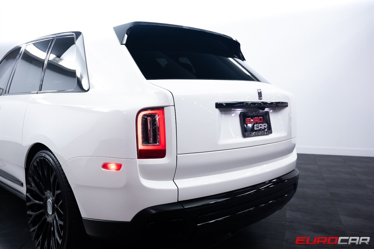 2023 Rolls-Royce Cullinan  *SHOOTING STAR HEADLINER * REAR THEATER * 24 " WHEELS* - Photo 14 - Costa Mesa, CA 92626