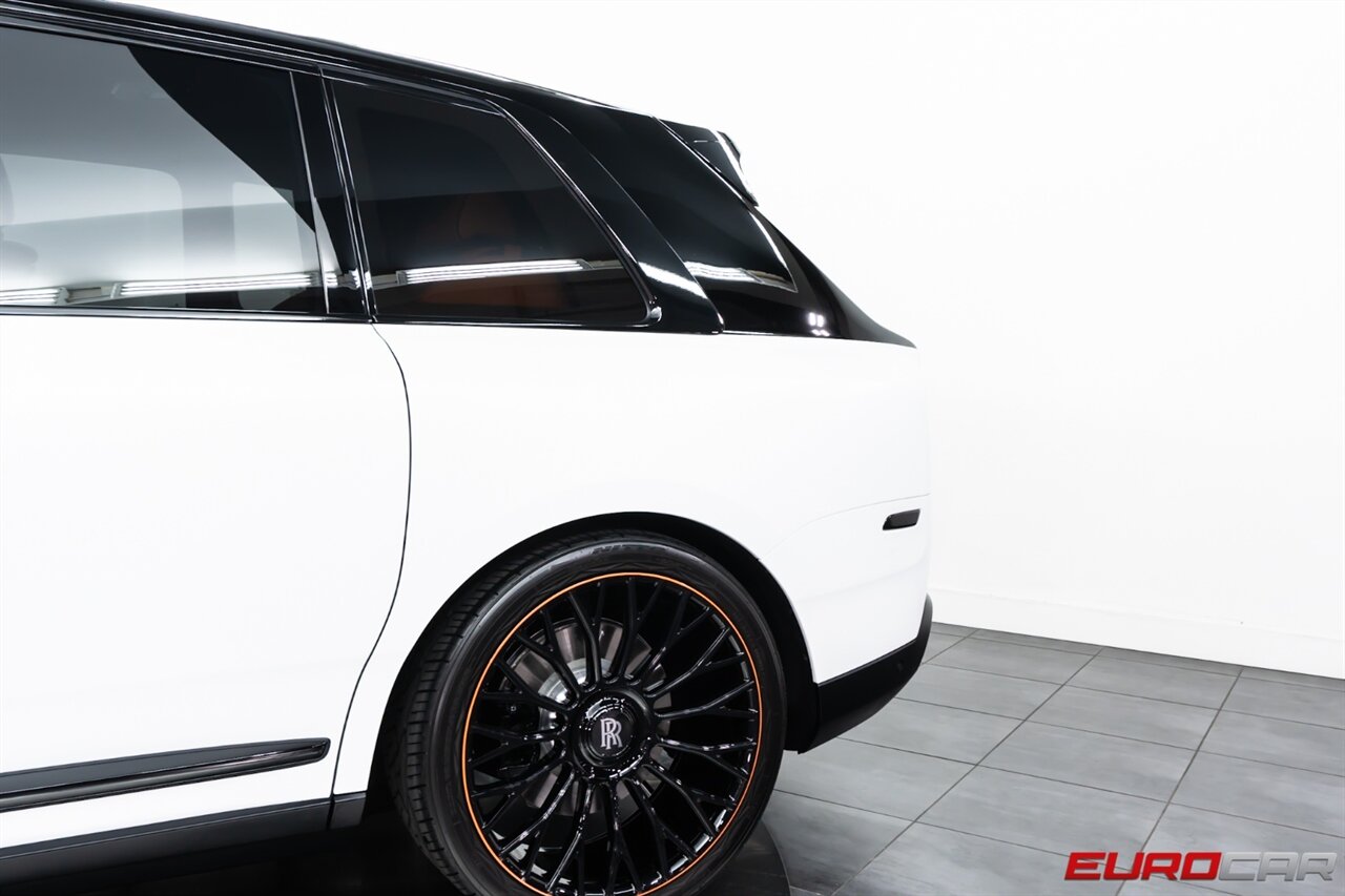 2023 Rolls-Royce Cullinan  *STARLIGHT HEADLINER * CUSTOM TWO-TONE EXTERIOR* - Photo 15 - Costa Mesa, CA 92626