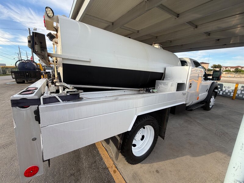 2012 FORD F-550 - Photo 3 - Medley, FL 33166