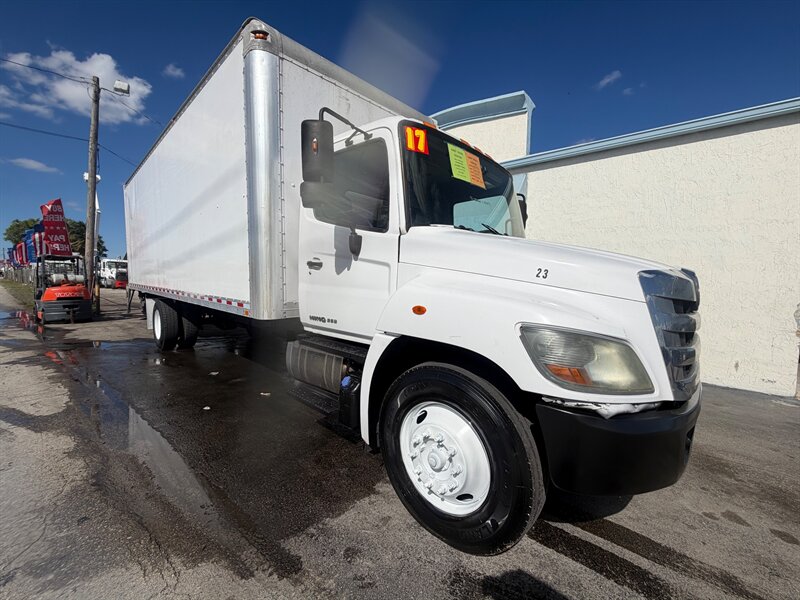 2017 HINO 268   - Photo 1 - Medley, FL 33166