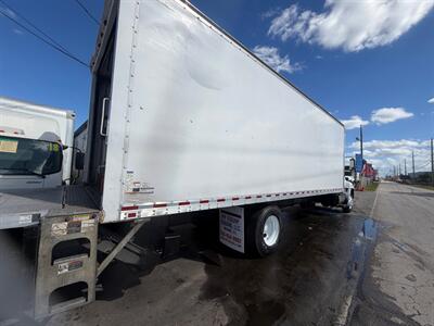 2017 HINO 268   - Photo 3 - Medley, FL 33166