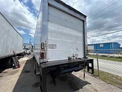 2013 Freightliner M-2   - Photo 3 - Medley, FL 33166