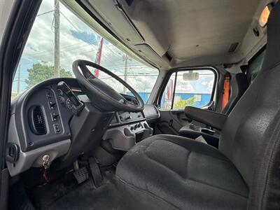 2013 Freightliner M-2   - Photo 4 - Medley, FL 33166