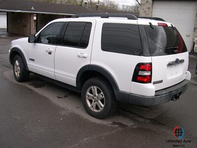 2007 Ford Explorer XLT  Financing Available - Photo 4 - Larksville, PA 18651