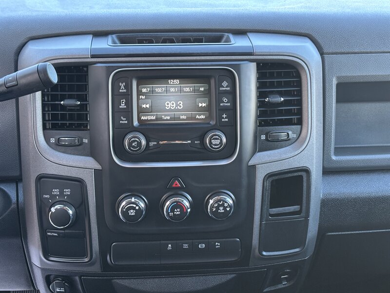 2015 RAM 2500 DIESEL TRUCK 4WD CARFAX 1 OWNER DODGE RAM 2500 4X4 - Photo 19 - Scottsdale, AZ 85257