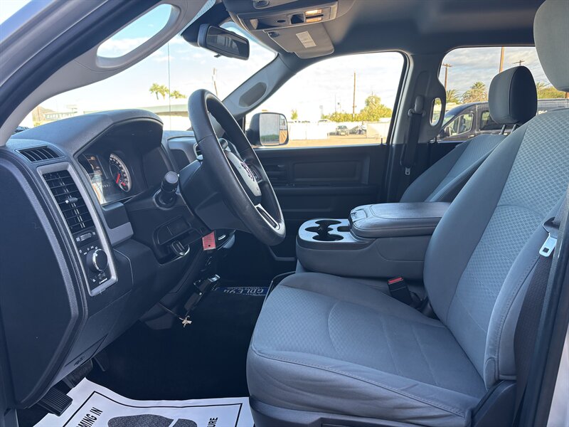 2015 RAM 2500 DIESEL TRUCK 4WD CARFAX 1 OWNER DODGE RAM 2500 4X4 - Photo 13 - Scottsdale, AZ 85257