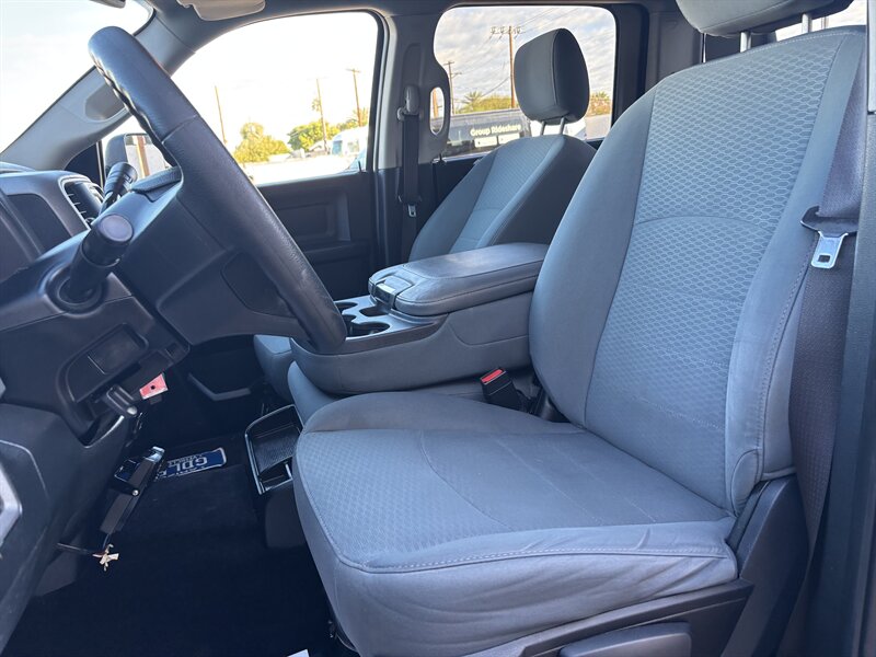 2015 RAM 2500 DIESEL TRUCK 4WD CARFAX 1 OWNER DODGE RAM 2500 4X4 - Photo 14 - Scottsdale, AZ 85257