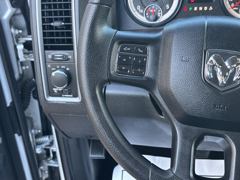 2015 RAM 2500 DIESEL TRUCK 4WD CARFAX 1 OWNER DODGE RAM 2500 4X4 - Photo 17 - Scottsdale, AZ 85257