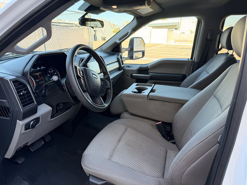 2021 Ford F-250 Super Duty DIESEL TRUCK 4WD LOW MI FORD F250 TRUCK - Photo 11 - Scottsdale, AZ 85257