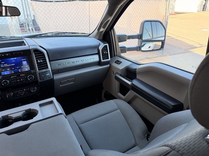 2021 Ford F-250 Super Duty DIESEL TRUCK 4WD LOW MI FORD F250 TRUCK - Photo 15 - Scottsdale, AZ 85257