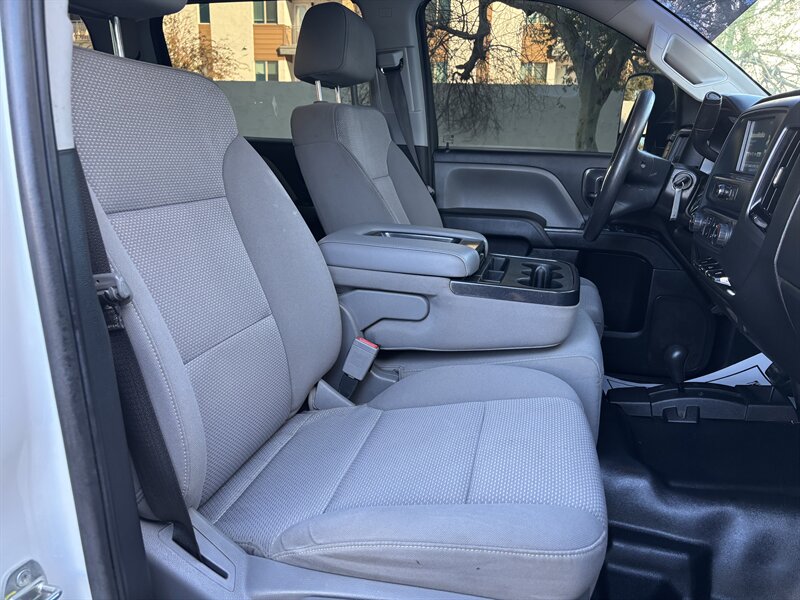 2018 GMC Sierra 2500 LIFTED DIESEL TRUCK 4WD LOW MI GMC 2500 LIFTED 4X4 - Photo 10 - Scottsdale, AZ 85257