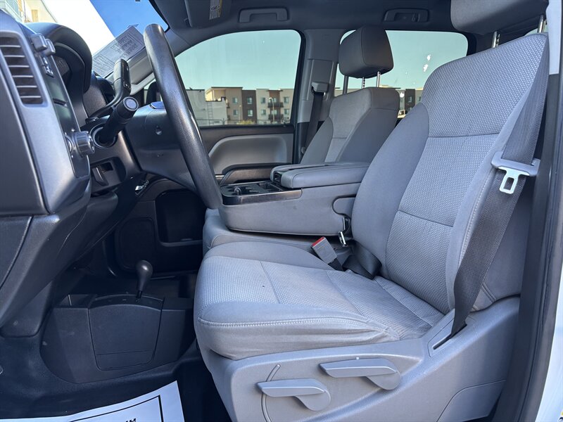 2018 GMC Sierra 2500 LIFTED DIESEL TRUCK 4WD LOW MI GMC 2500 LIFTED 4X4 - Photo 5 - Scottsdale, AZ 85257