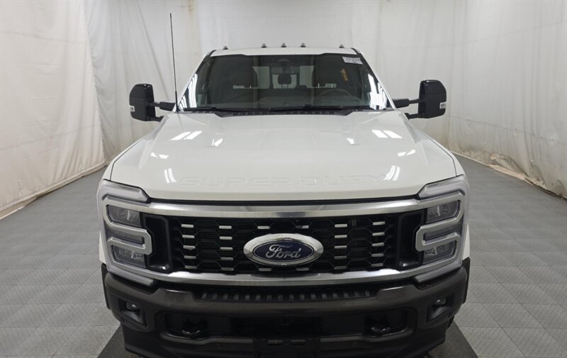 2024 Ford F-450 Super Duty King Ranch DUALLY DIESEL TRUCK 4WD HI OUTPUT 6.7L - Photo 6 - Scottsdale, AZ 85257