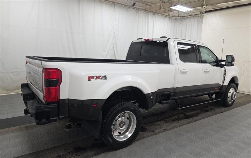 2024 Ford F-450 Super Duty King Ranch DUALLY DIESEL TRUCK 4WD HI OUTPUT 6.7L - Photo 4 - Scottsdale, AZ 85257