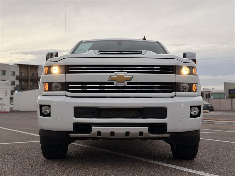 2018 Chevrolet Silverado 2500 DURAMAX DIESEL TRUCK 4WD LOW MI CHEVY 2500 DIESEL - Photo 11 - Scottsdale, AZ 85257