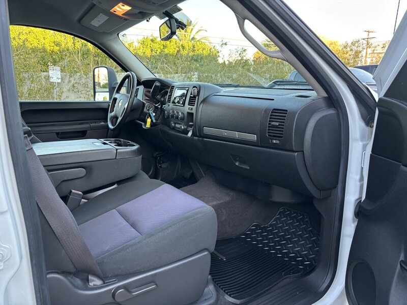 2013 Chevrolet Silverado 2500 DIESEL TRUCK 4WD 80K MI CHEVY SILVERADO 2500 4X4 - Photo 18 - Scottsdale, AZ 85257
