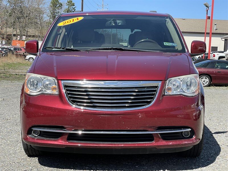 2014 Chrysler Town & Country Touring photo