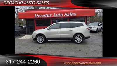 2015 Chevrolet Traverse LT   - Photo 1 - Indianapolis, IN 46221