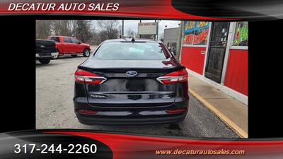 2020 Ford Fusion Hybrid SE   - Photo 34 - Indianapolis, IN 46221