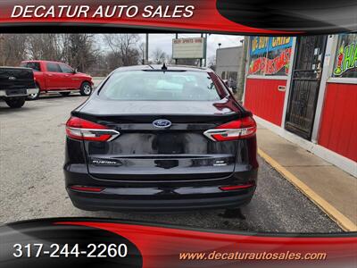 2020 Ford Fusion Hybrid SE   - Photo 20 - Indianapolis, IN 46221