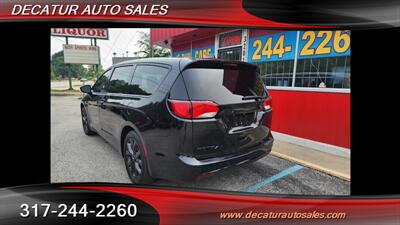 2018 Chrysler Pacifica Touring Plus   - Photo 33 - Indianapolis, IN 46221