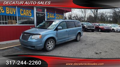 2008 Chrysler Town & Country Touring   - Photo 2 - Indianapolis, IN 46221