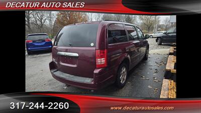 2008 Chrysler Town & Country Touring   - Photo 5 - Indianapolis, IN 46221