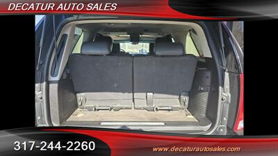 2013 Cadillac Escalade Platinum Edition   - Photo 10 - Indianapolis, IN 46221