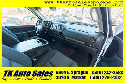 2011 GMC Sierra 1500 SLE   - Photo 11 - Spokane, WA 99212