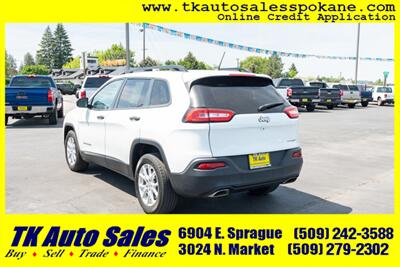 2017 Jeep Cherokee White - Photo 7 - Spokane, WA 99212