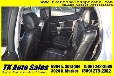 2019 GMC Acadia SLT-1 - Photo 11 - Spokane, WA 99212