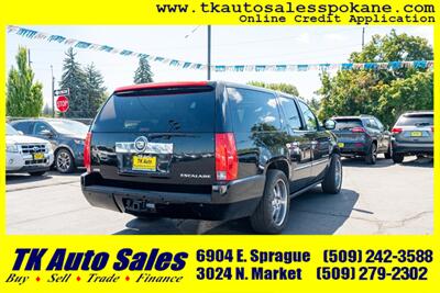 2011 Cadillac Escalade ESV Premium   - Photo 5 - Spokane, WA 99212