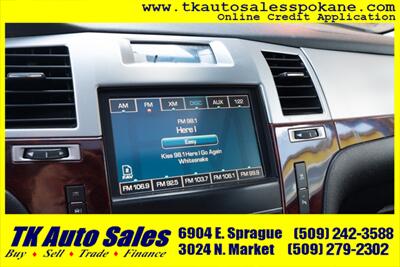 2011 Cadillac Escalade ESV Premium   - Photo 15 - Spokane, WA 99212