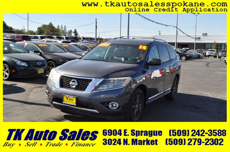 2014 Nissan Pathfinder SL  